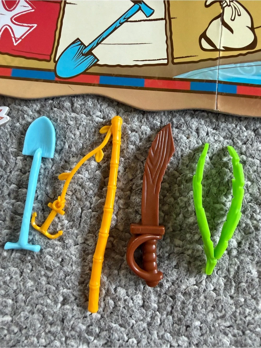 Disney Who Shook Hook? Kids Board Game - Yellow Box